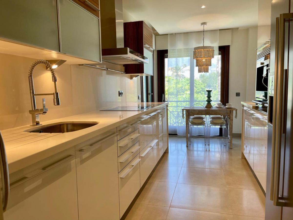 Doncella Beach , Apartamento Con Vistas Al Mar Estepona Bagian luar foto